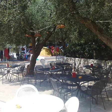 منتزه العطل Camping Porto Miggiano