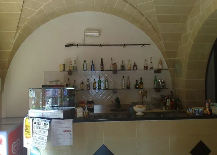 Porto Miggiano סנטה צזריה טרמה